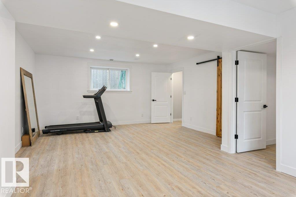 9510 85 AV — photo 31