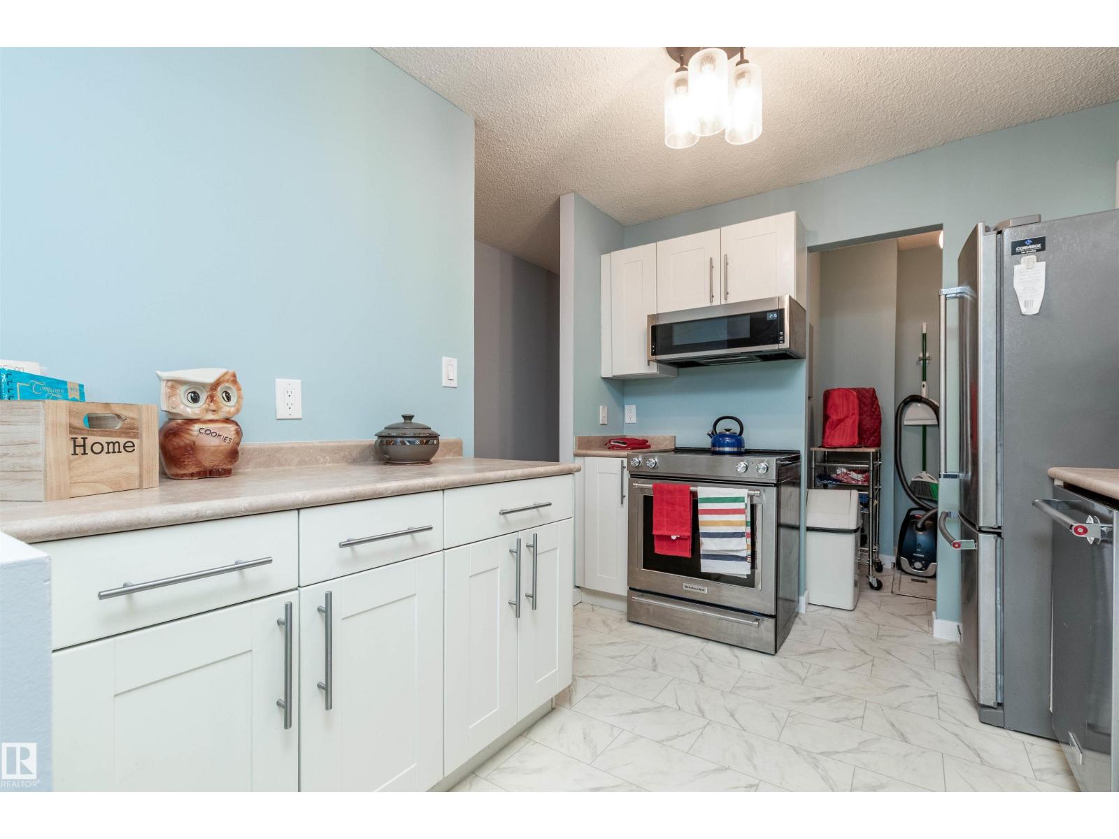 2109 Saddleback RD NW NW - 10