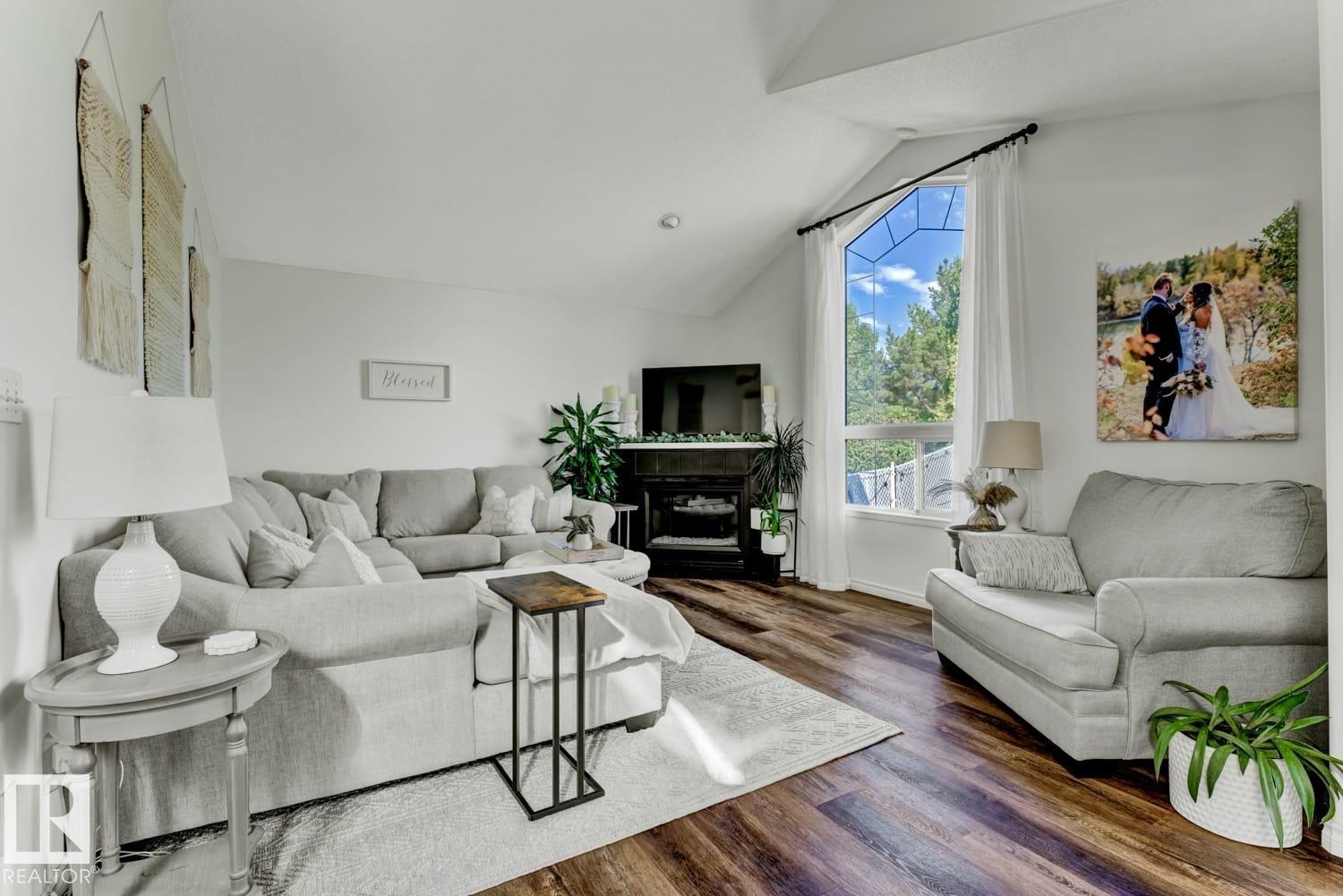 3208 135A AV NW - 25