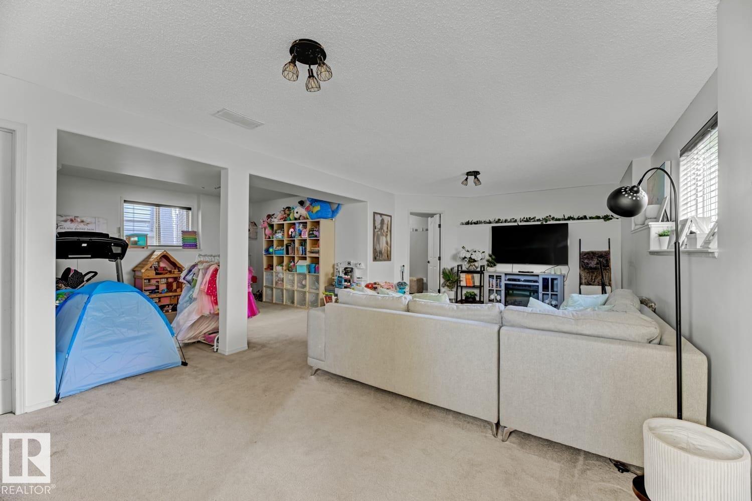 3208 135A AV NW - 42