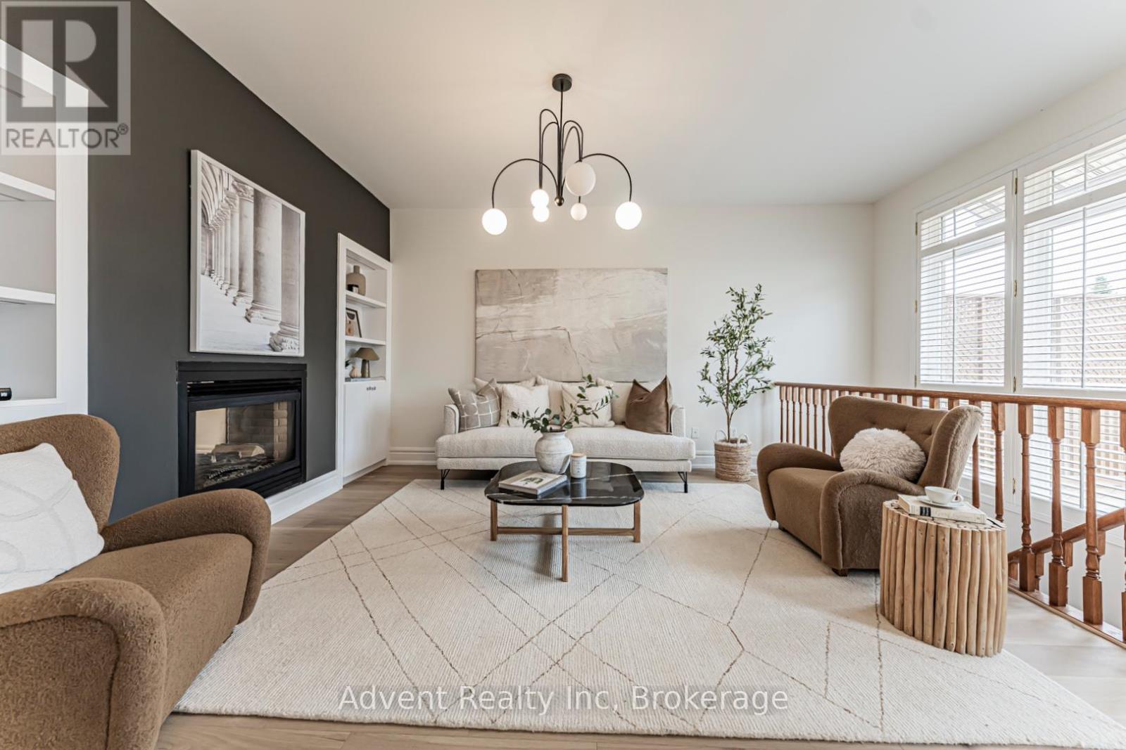 5 ANGUS GLEN BOULEVARD - 17