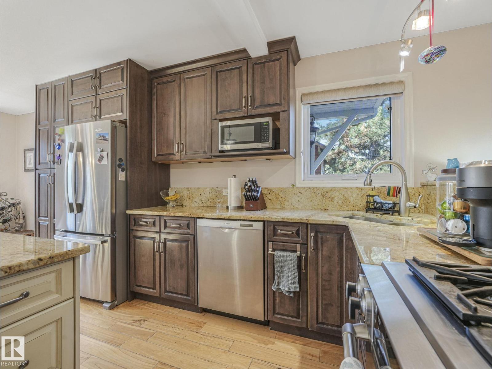 517 5th ST - 37