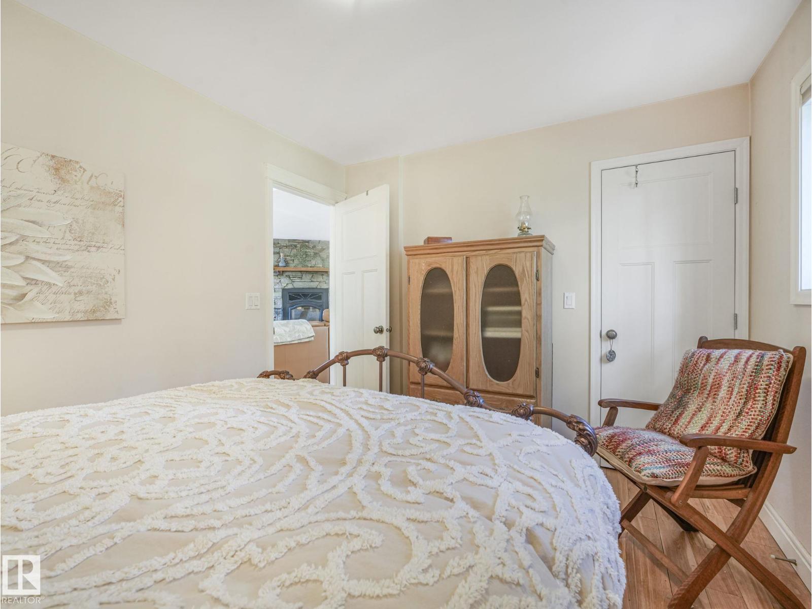 517 5th ST - 44