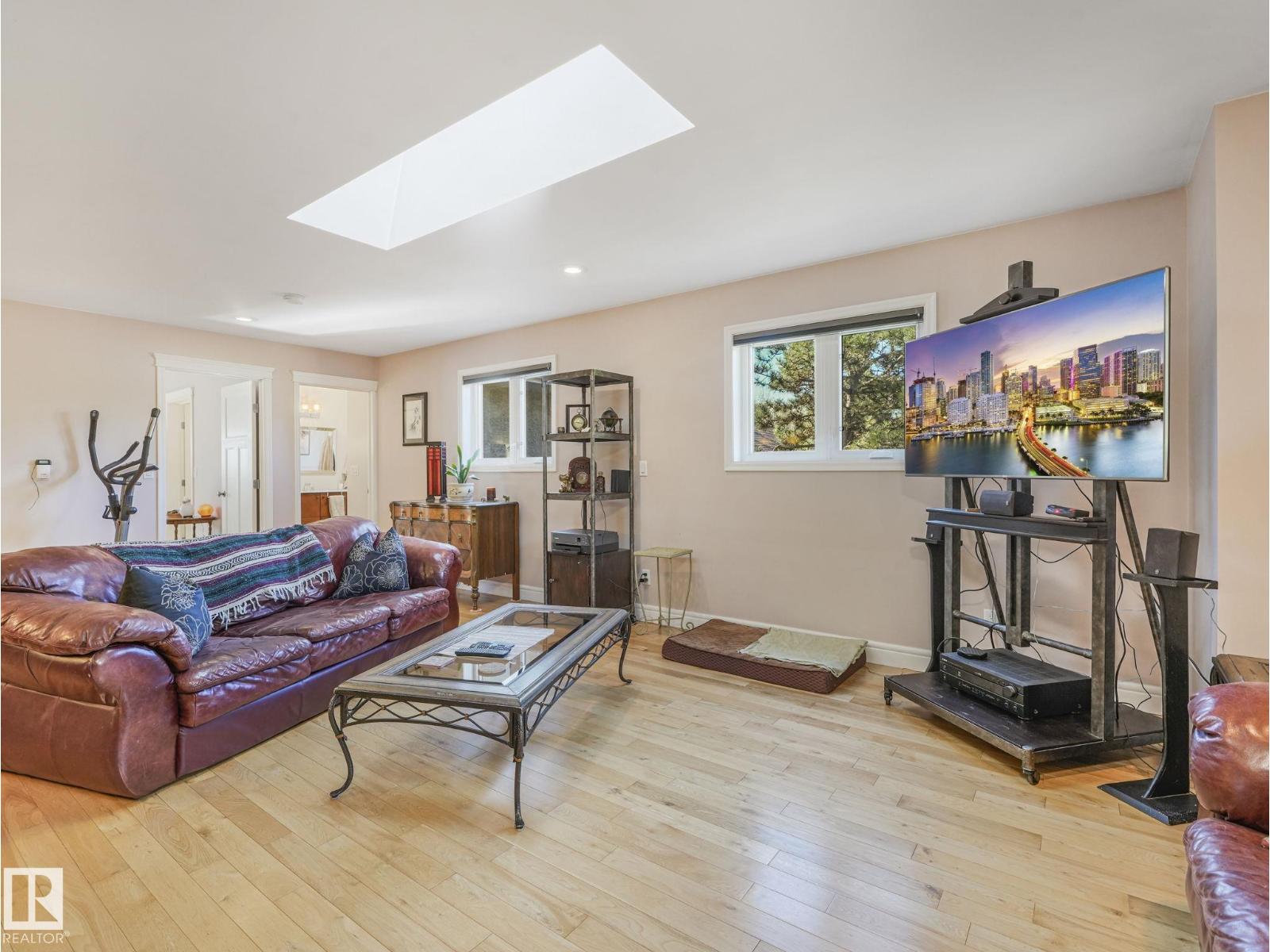 517 5th ST - 48