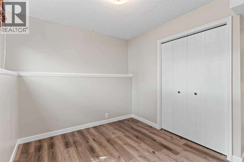 5811 Templehill Road NE - 17