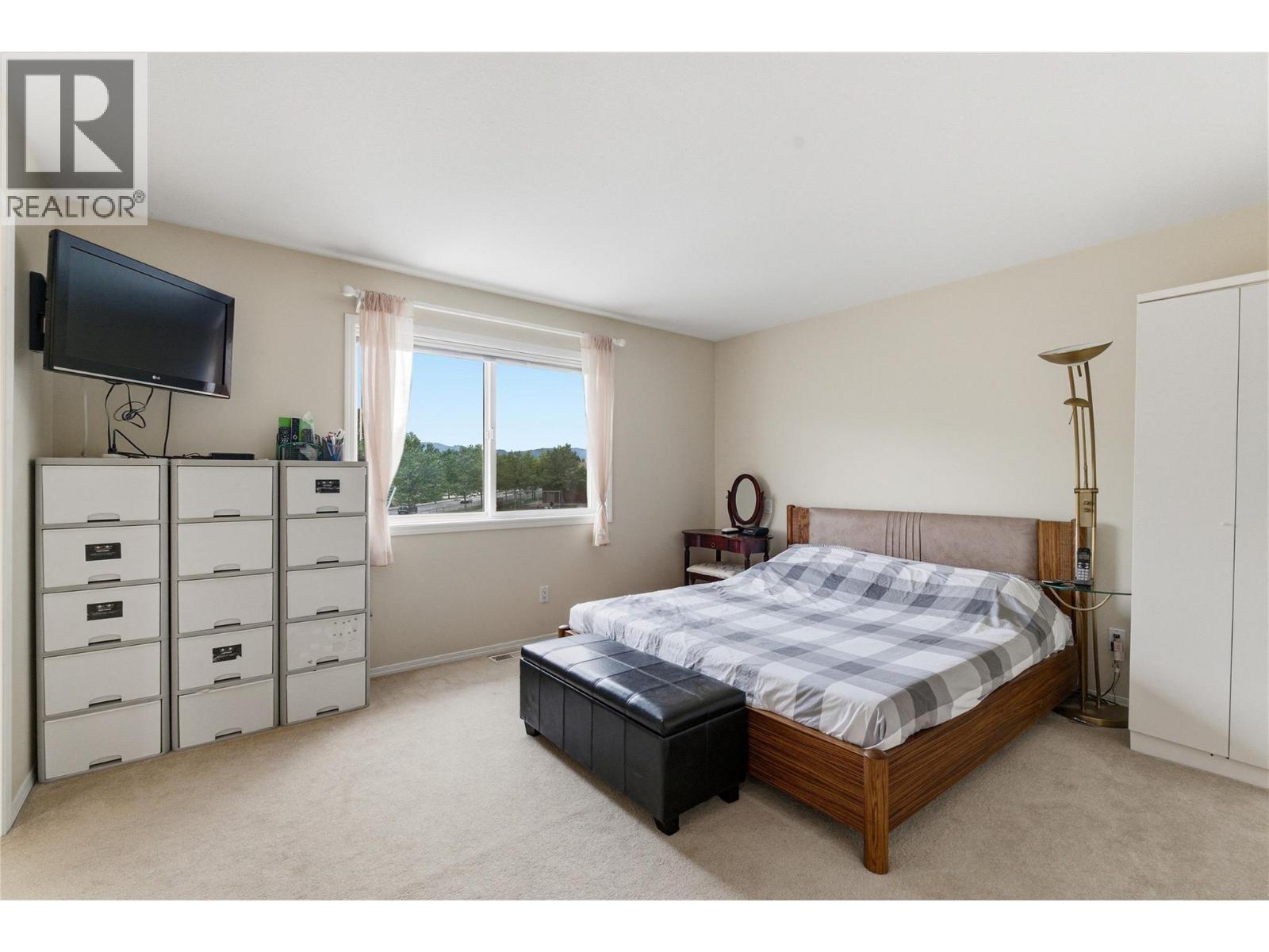 137 445 Yates Road North, Kelowna