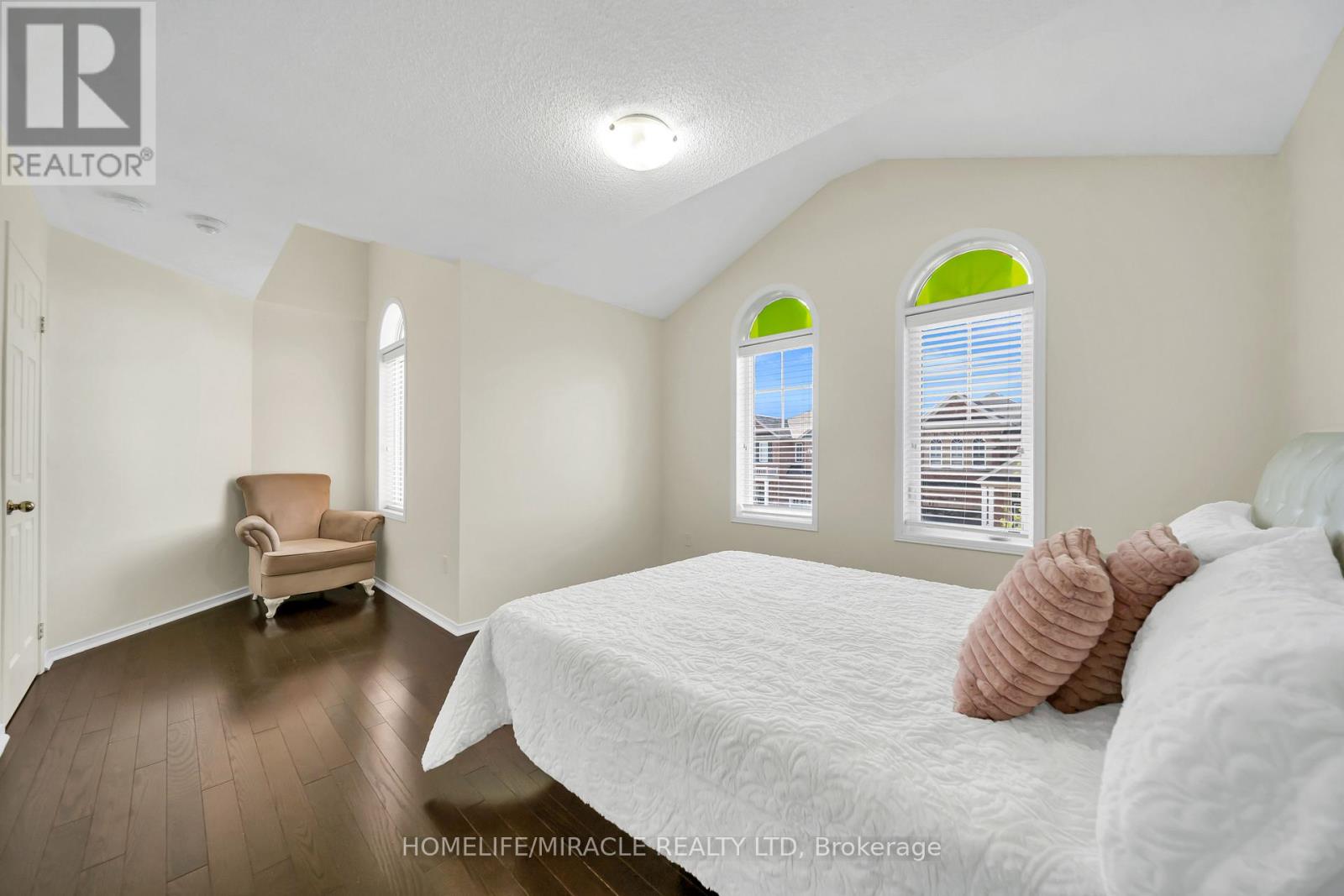 3 LOCARNO STREET - 23