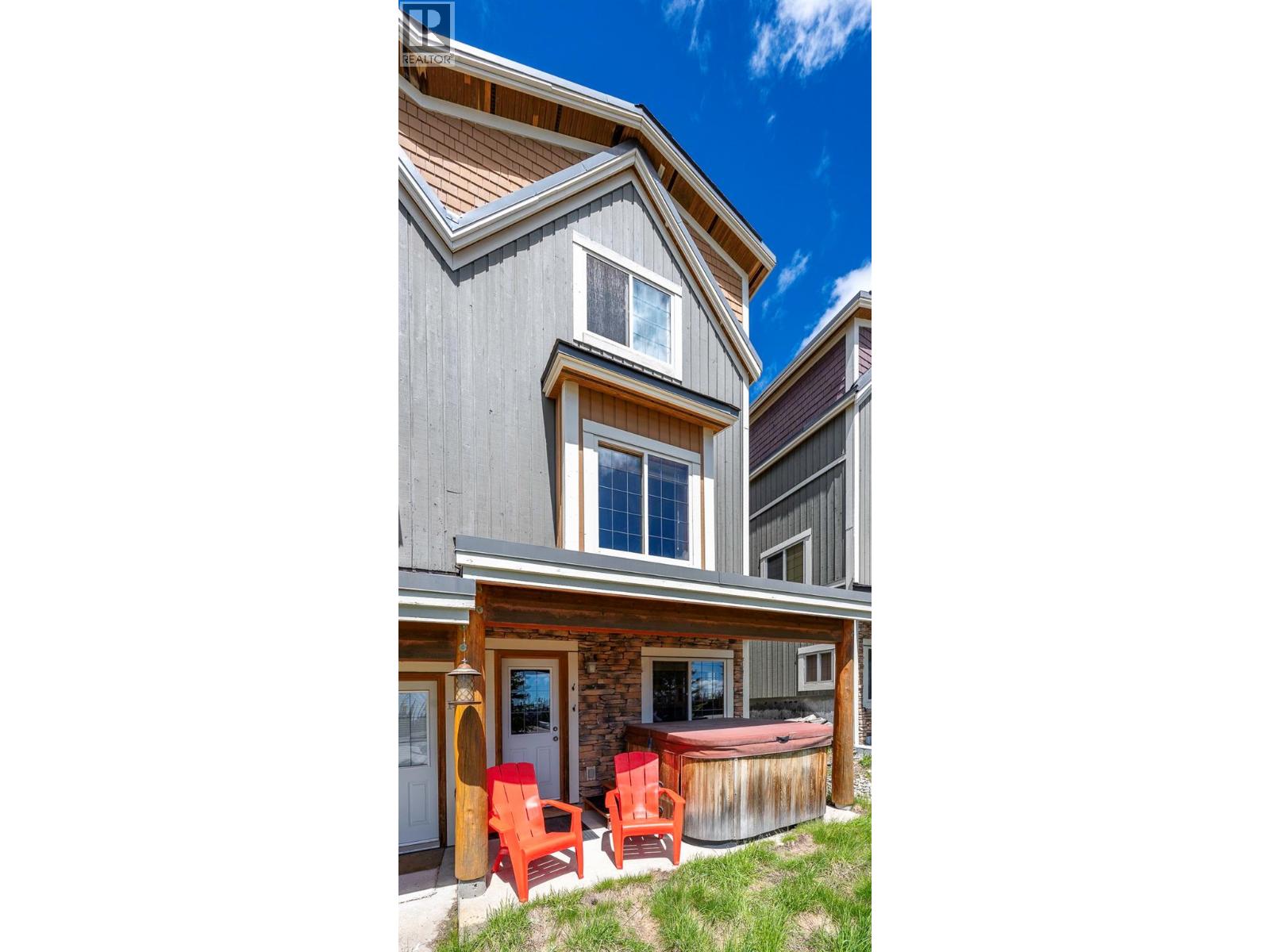 5015 Snowbird Way Unit# 12, Big White