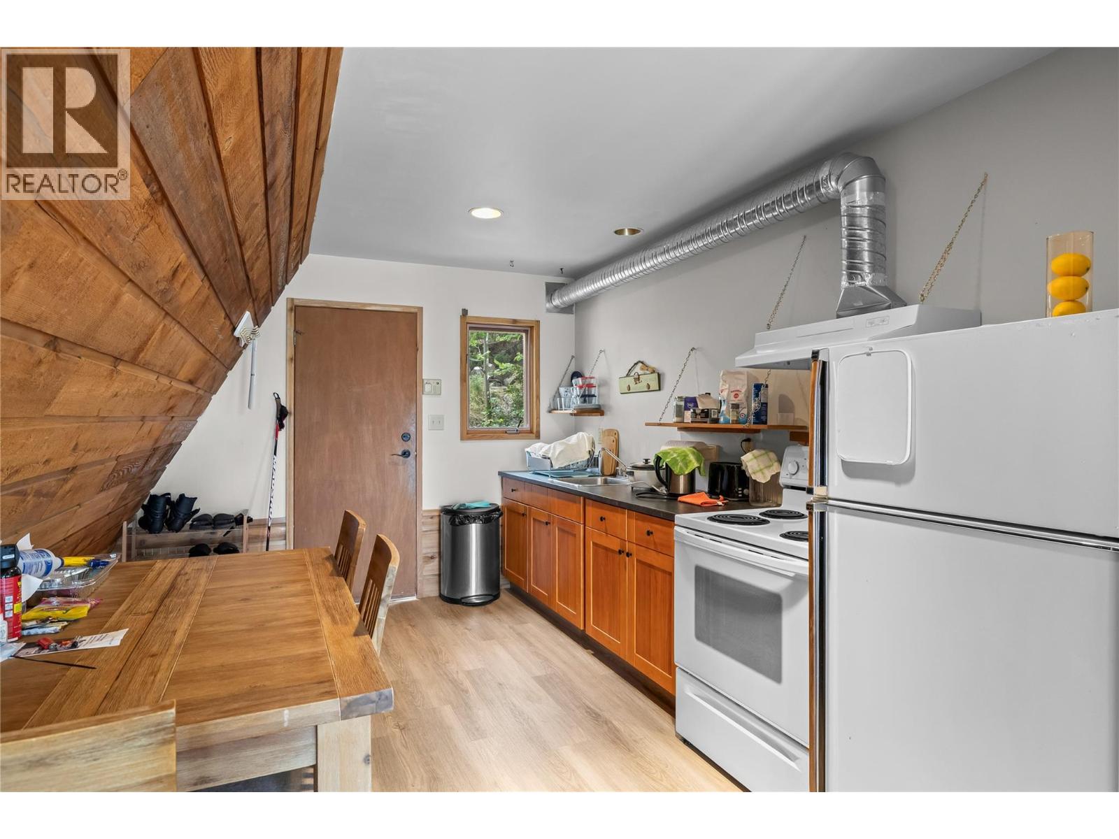  14124 Moberly Road, Lake Country
