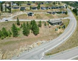 8816 Stonington Road, Vernon, BC V1H2K8 Photo 7