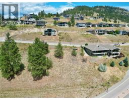 8816 Stonington Road, Vernon, BC V1H2K8 Photo 11