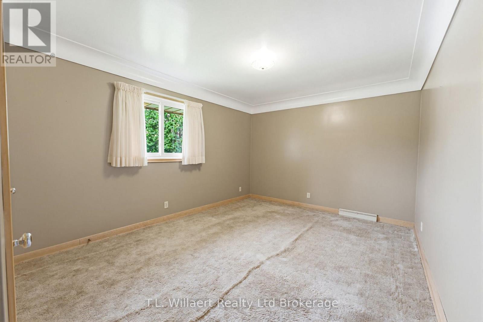 70 ALBERT STREET - 21
