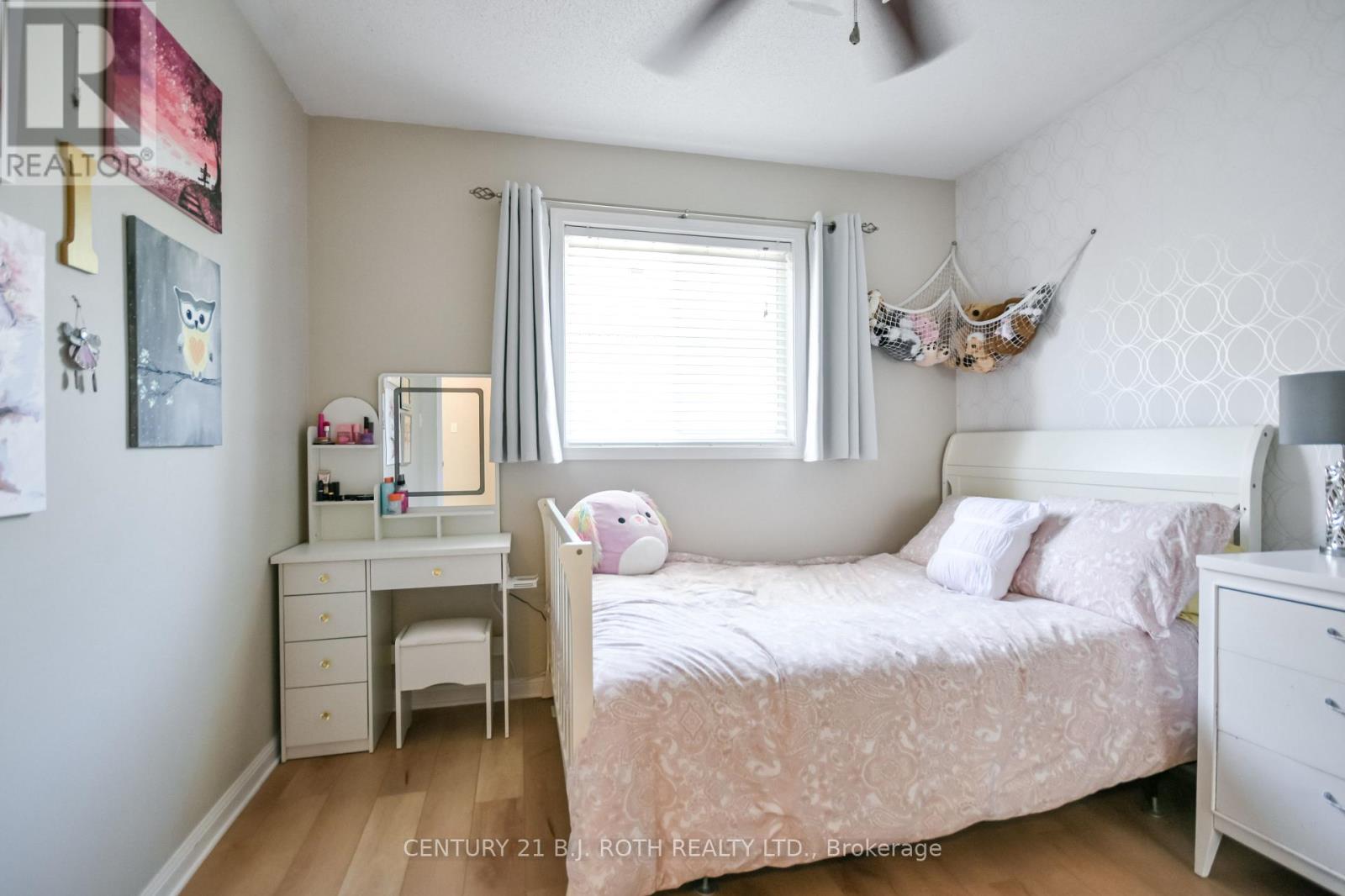 95 BIRD STREET - 23