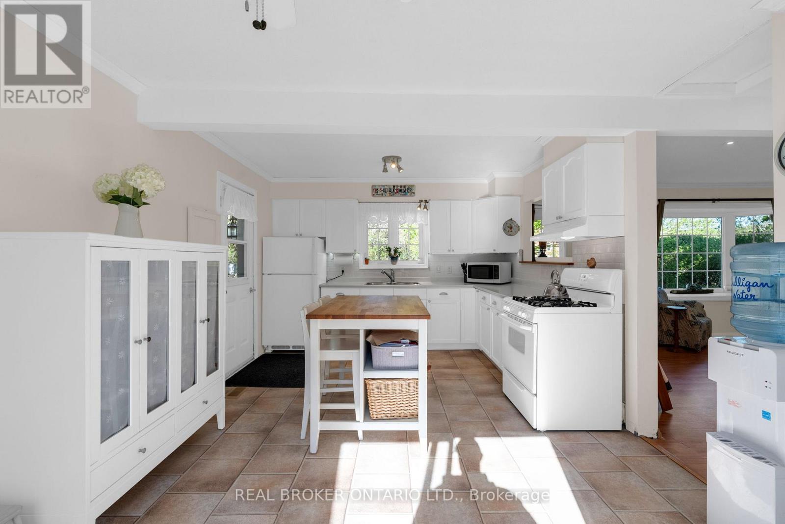145 COLLINGWOOD STREET - 5