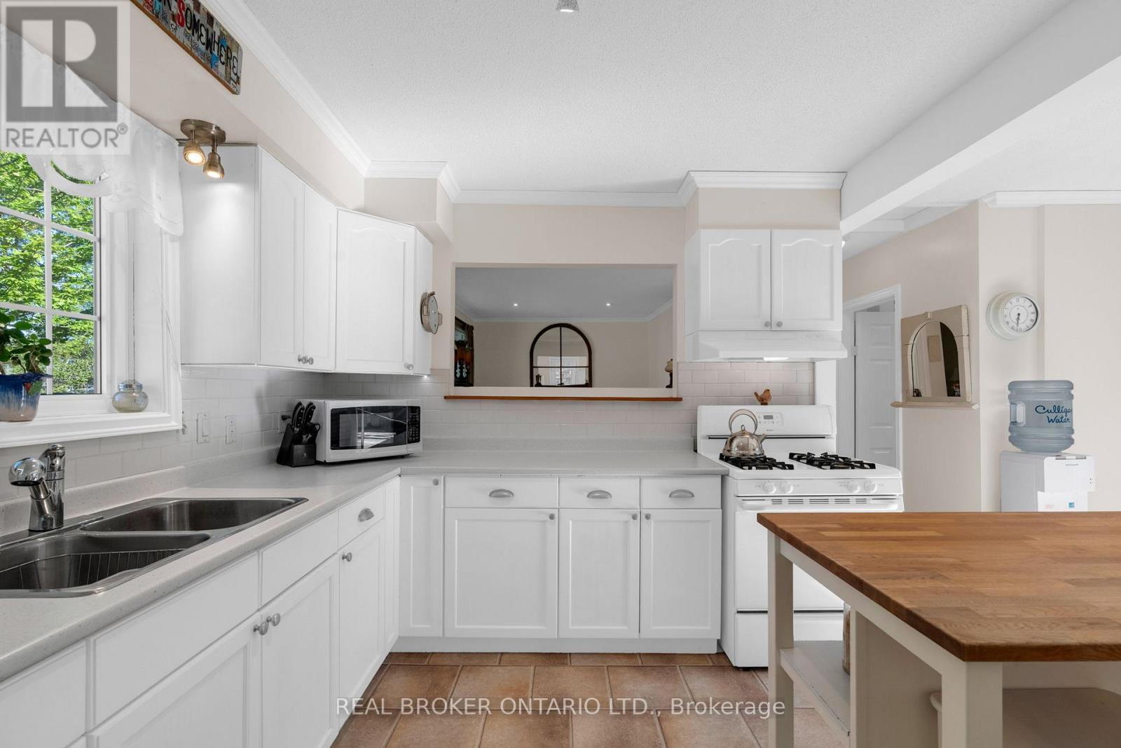 145 COLLINGWOOD STREET - 6
