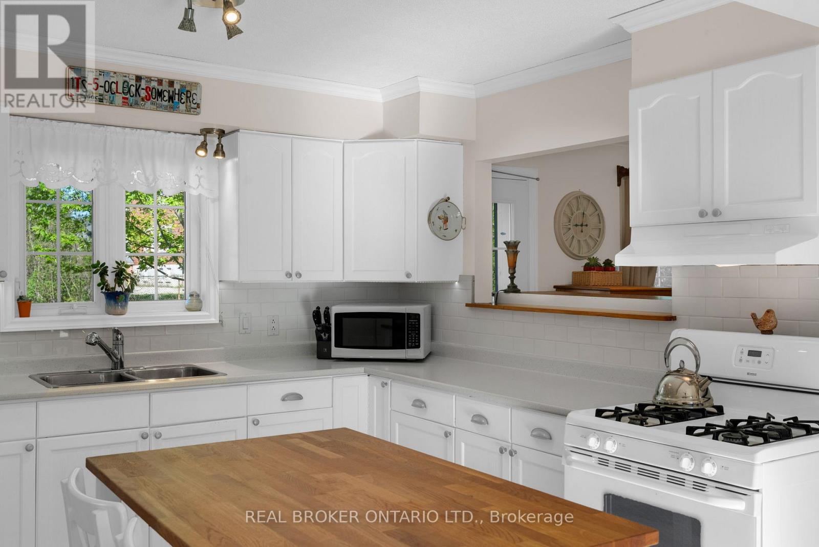145 COLLINGWOOD STREET - 8
