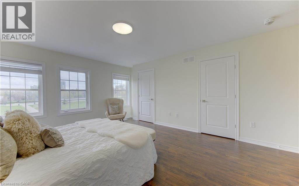 36 PRINCE ALBERT Boulevard - 13