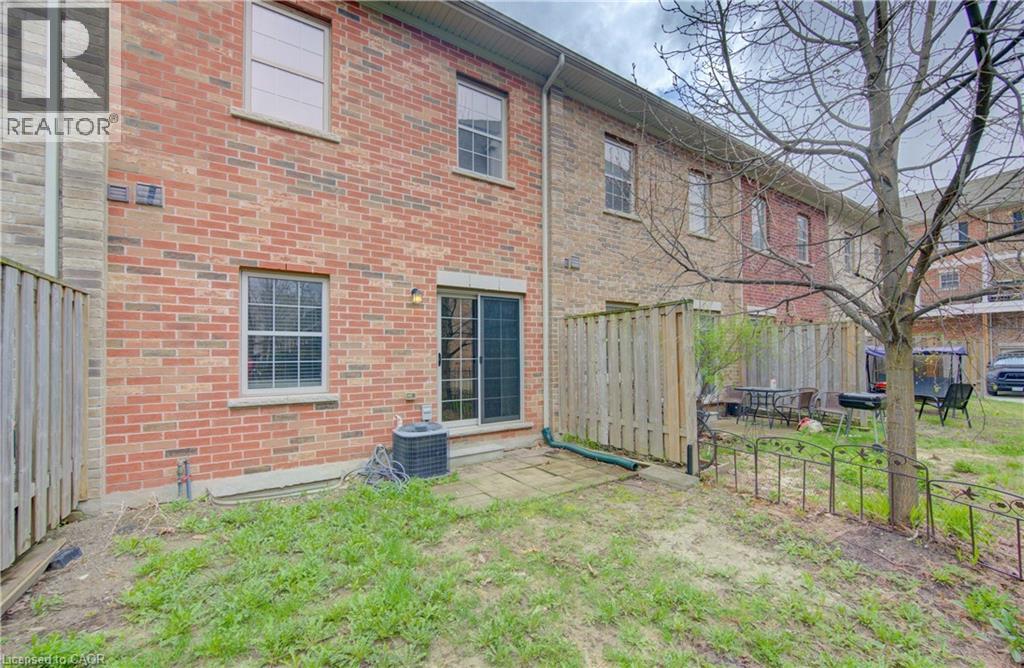 36 PRINCE ALBERT Boulevard - 21