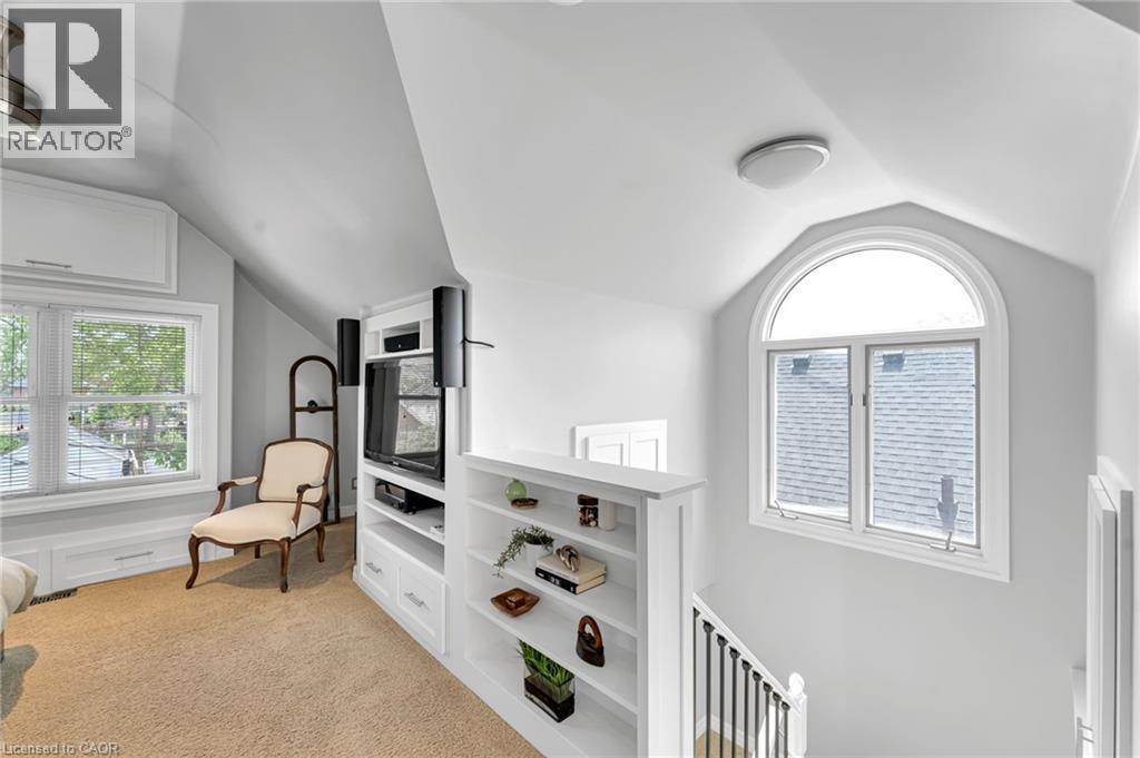 546 HURD Avenue, Burlington, Ontario, L7S1T1 — Photo 9