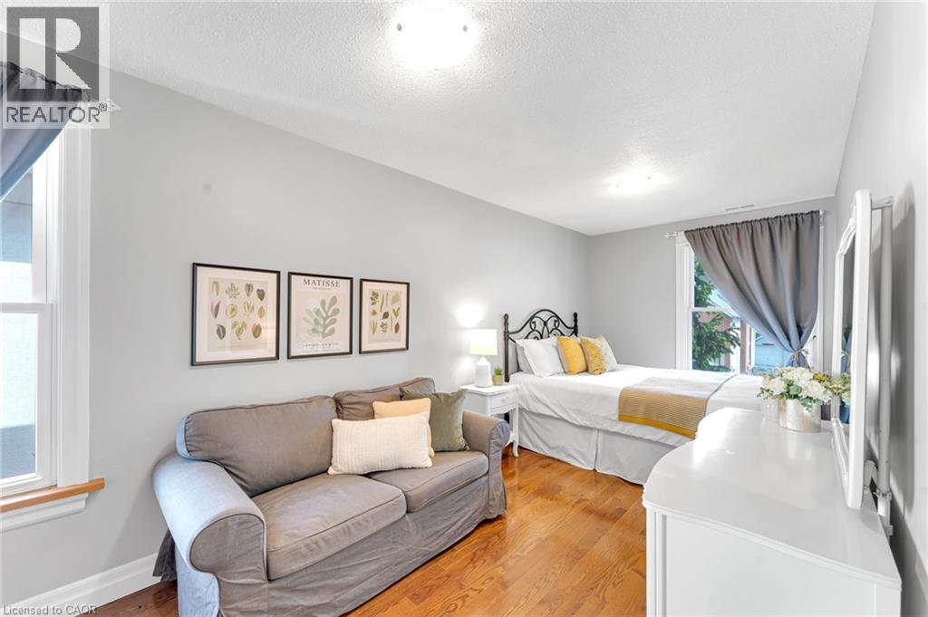 546 HURD Avenue - 23