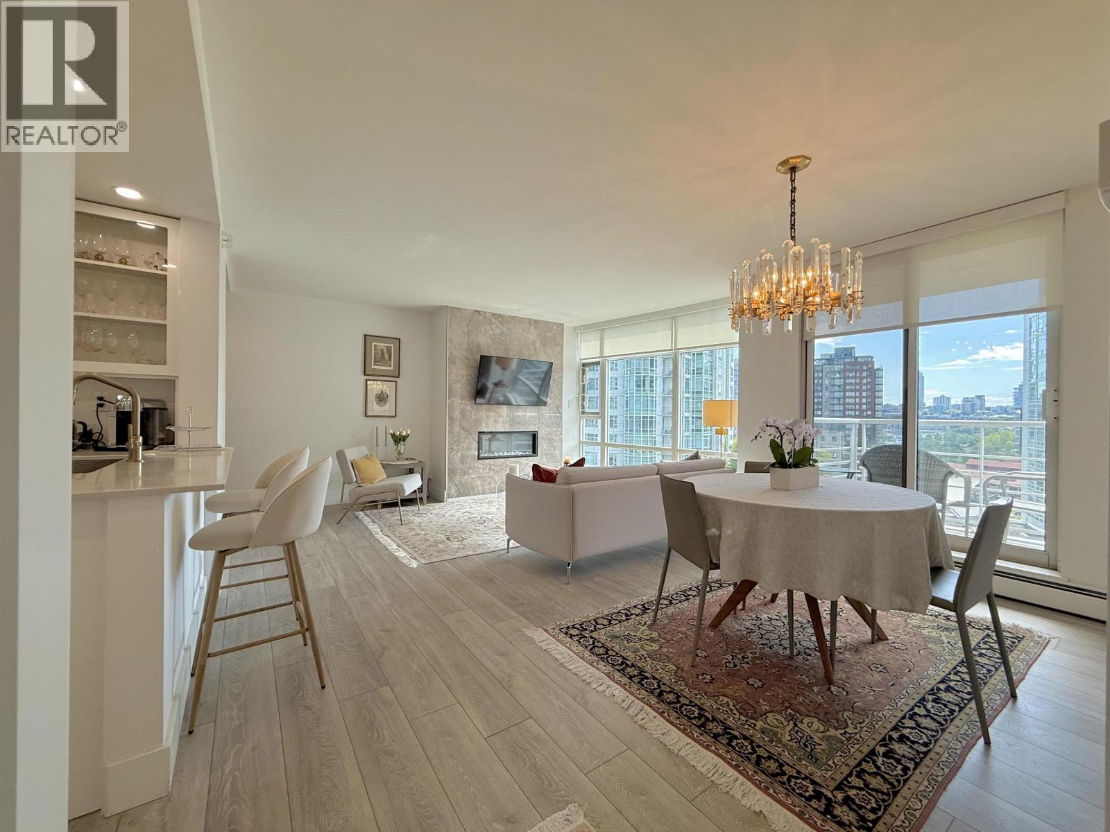 House in Vancouver - Image 25