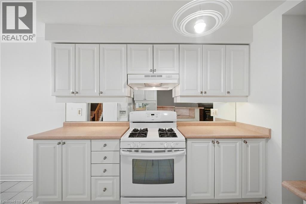 #49 2275 CREDIT VALLEY Road - 12