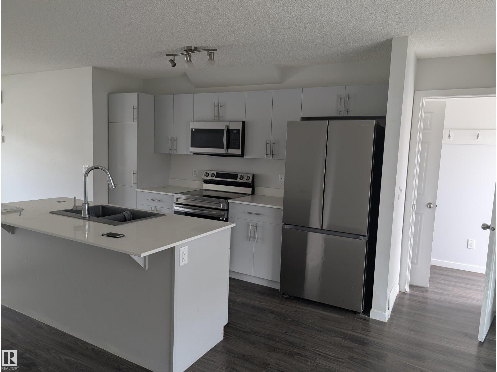 17619 49 ST NW - 2