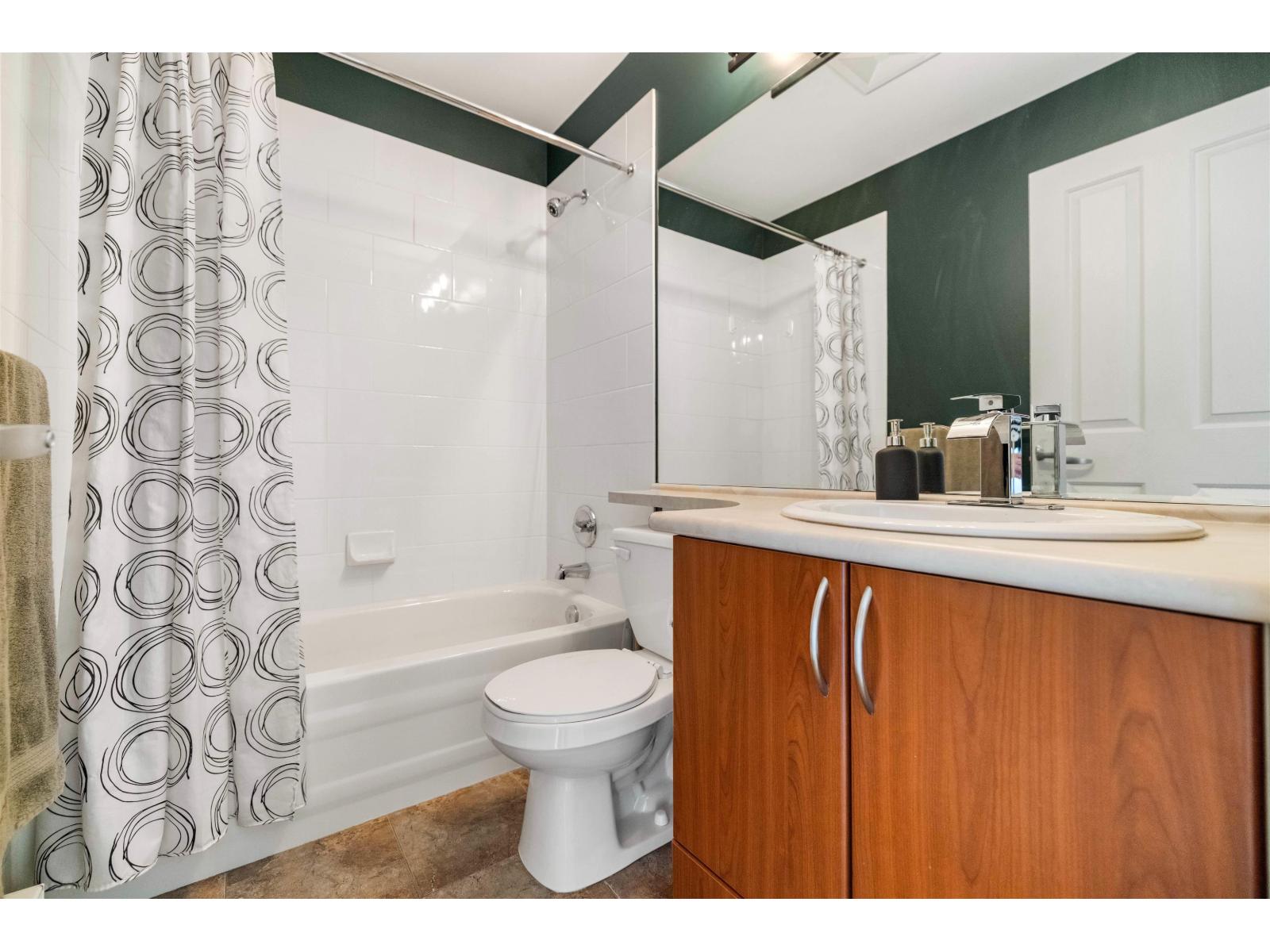 102 15175 62A AVENUE, Surrey