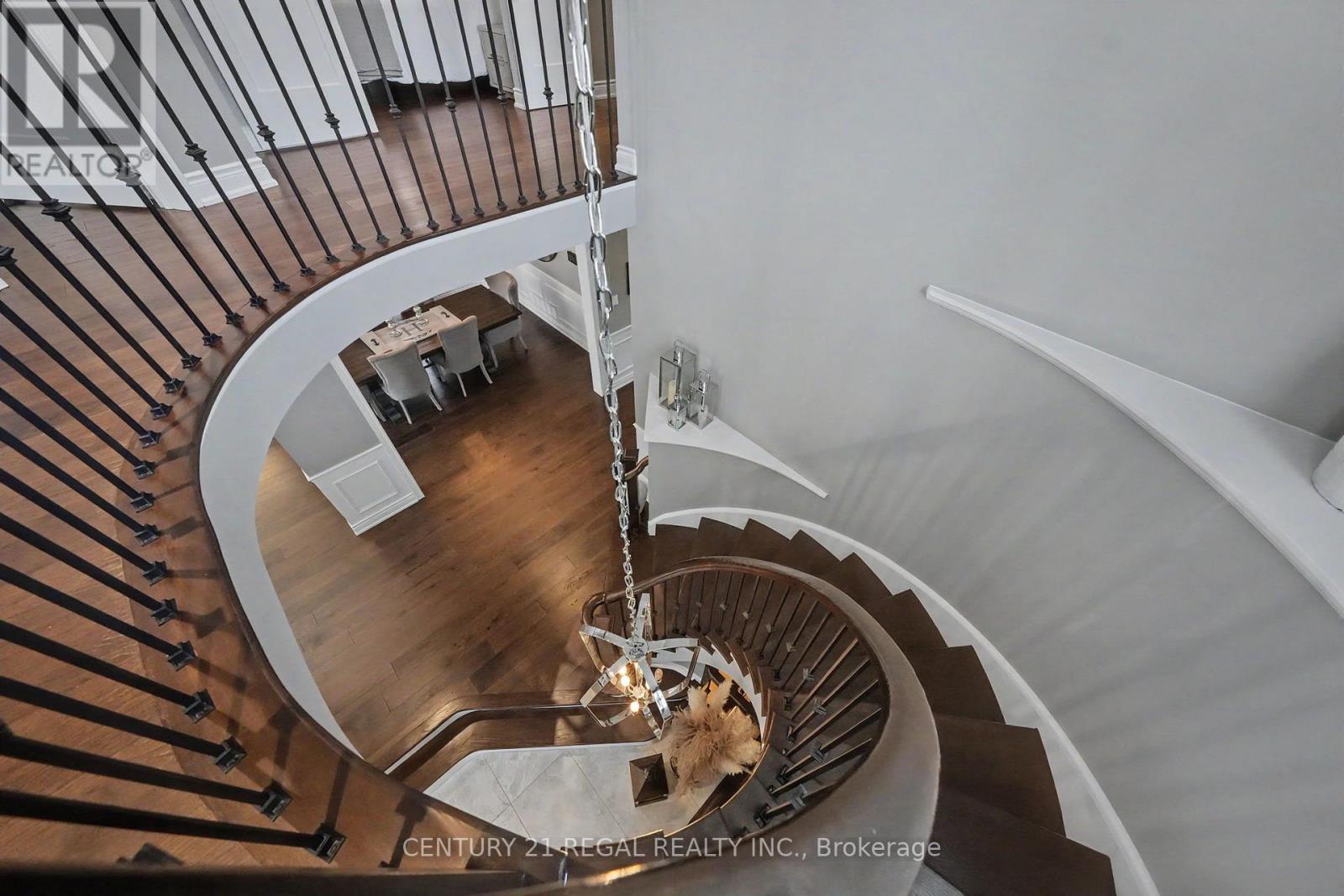 2260 CHICKADEE CRESCENT - 16