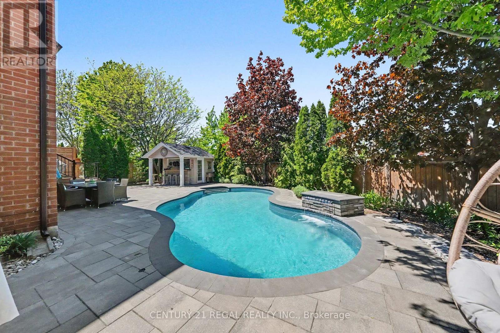 2260 CHICKADEE CRESCENT - 42