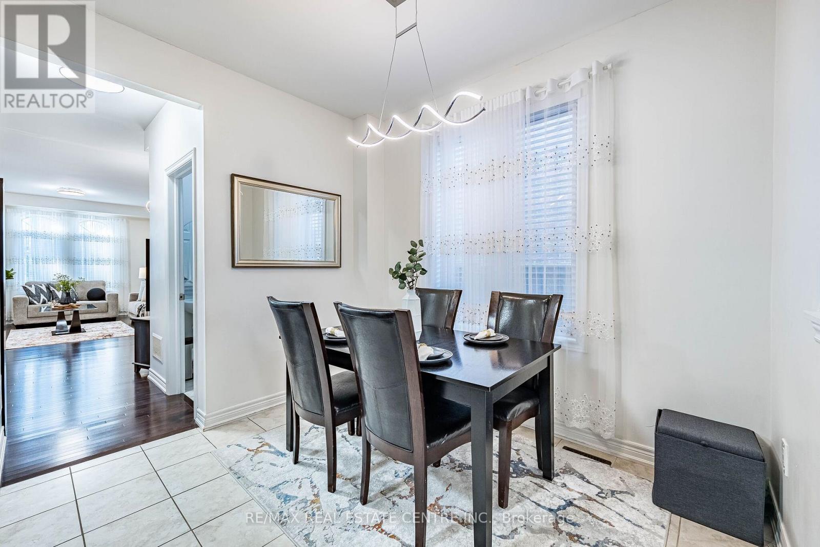 248 INSPIRE BOULEVARD - 15