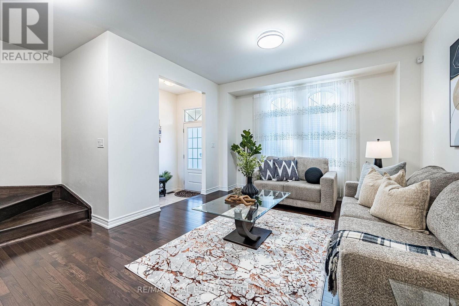 248 INSPIRE BOULEVARD - 8
