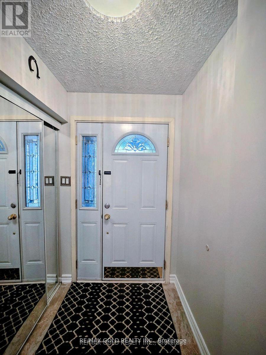 #26 7707 DARCEL AVENUE - 4