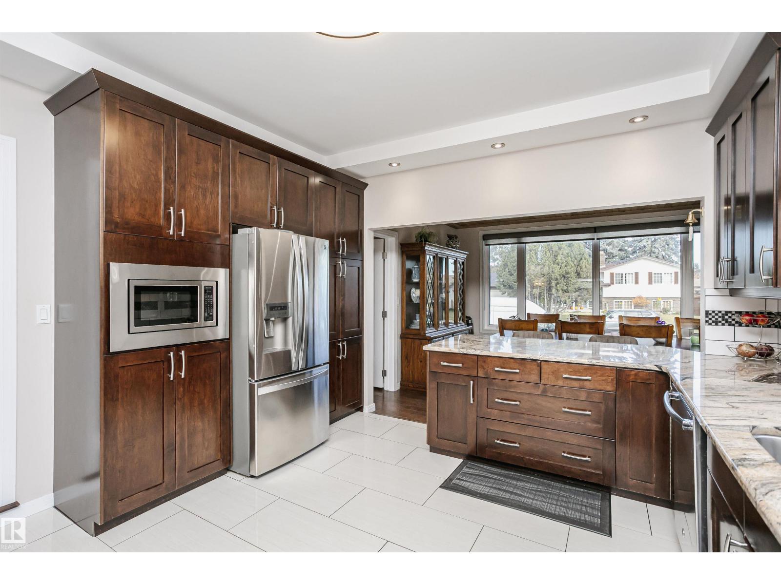 14719 59 AV NW - 10