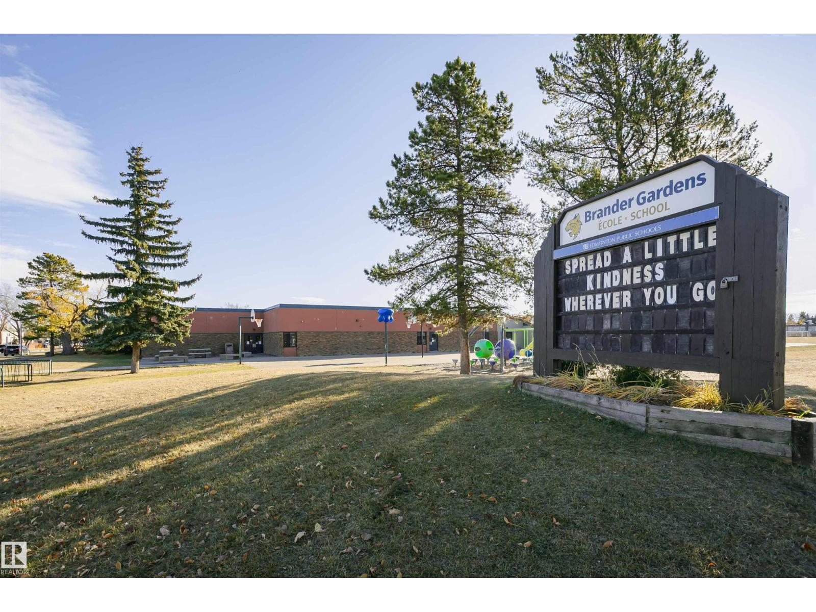 14719 59 AV NW - 31