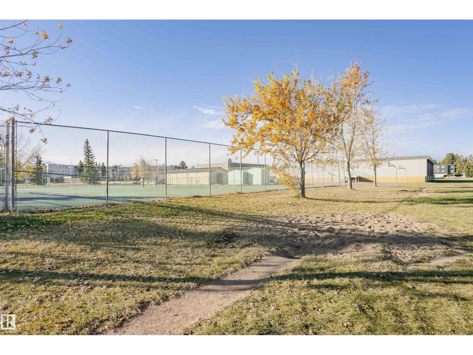 14719 59 AV NW - 33