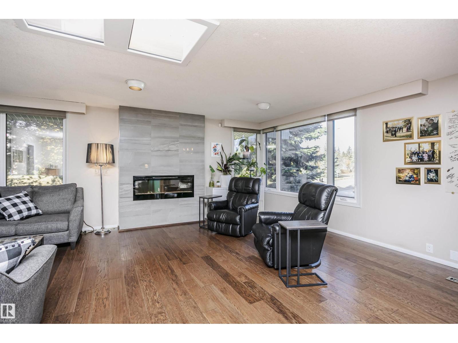 14719 59 AV NW - 4
