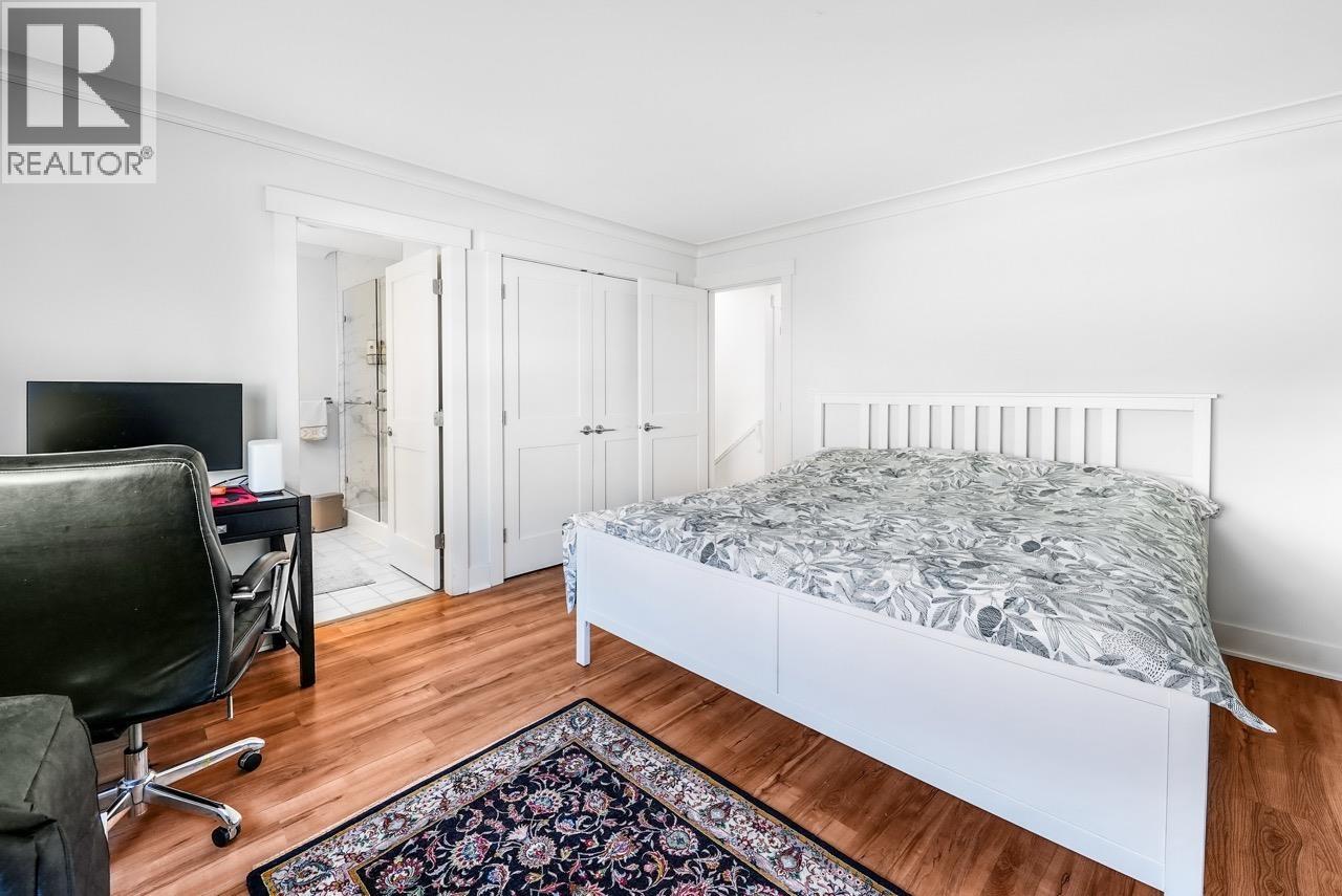 38 889 TOBRUCK AVENUE, North Vancouver