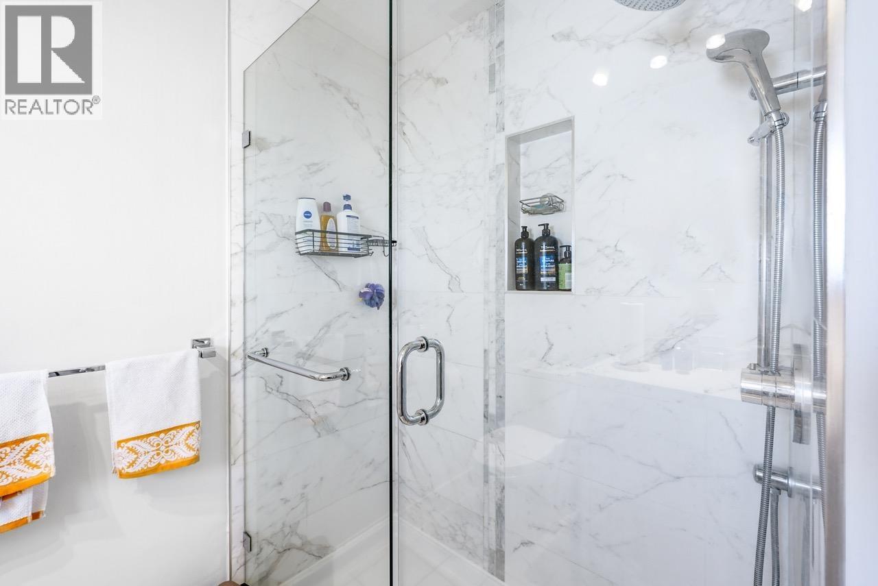 38 889 TOBRUCK AVENUE, North Vancouver