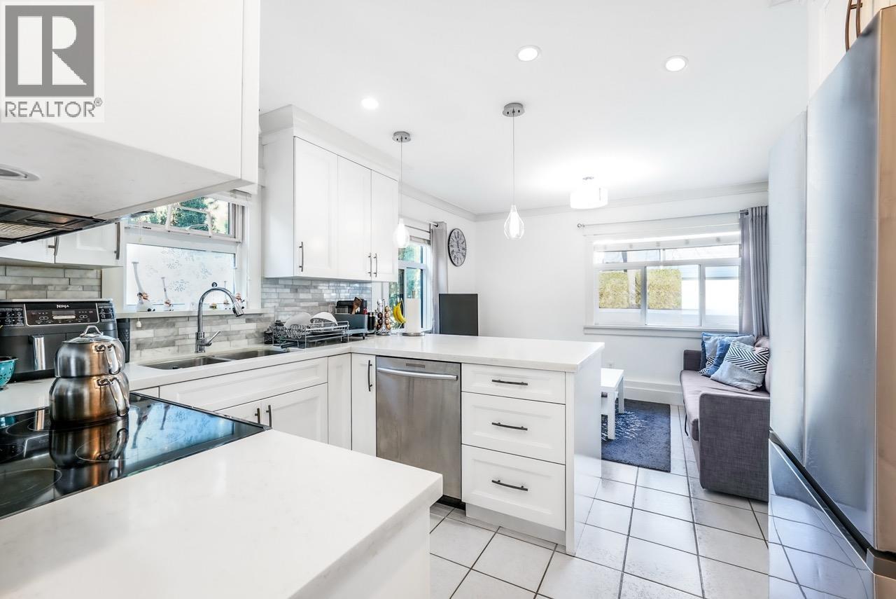38 889 TOBRUCK AVENUE, North Vancouver