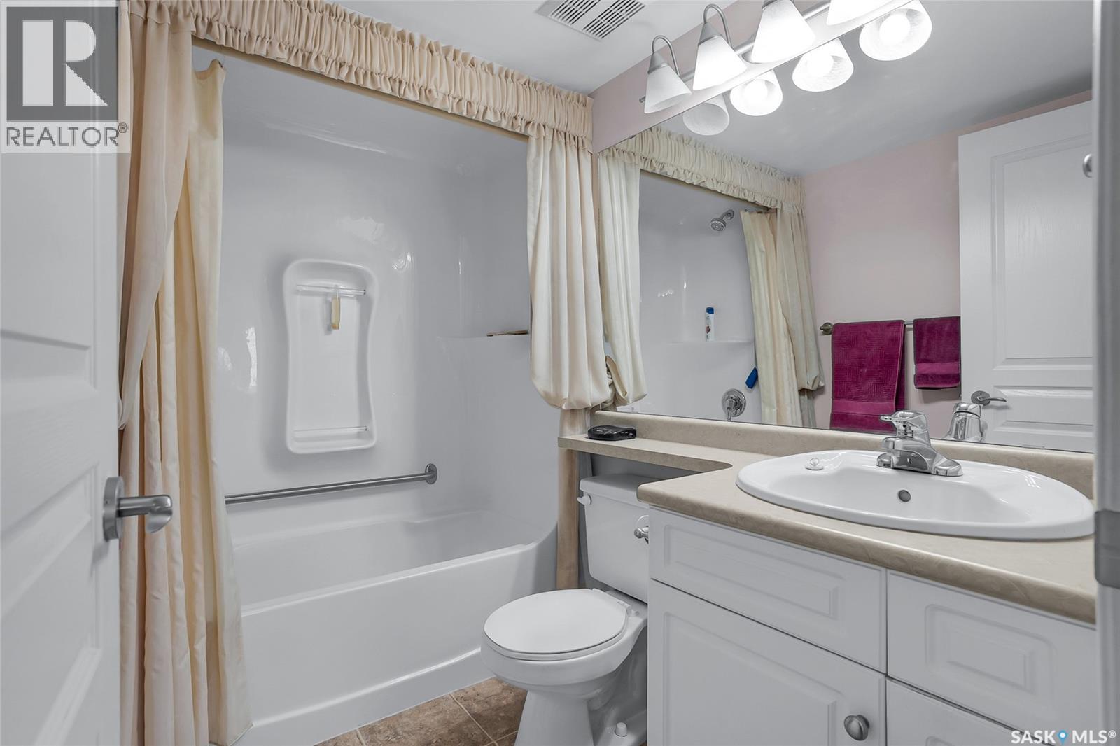 #215 2213 Adelaide STREET E - 9