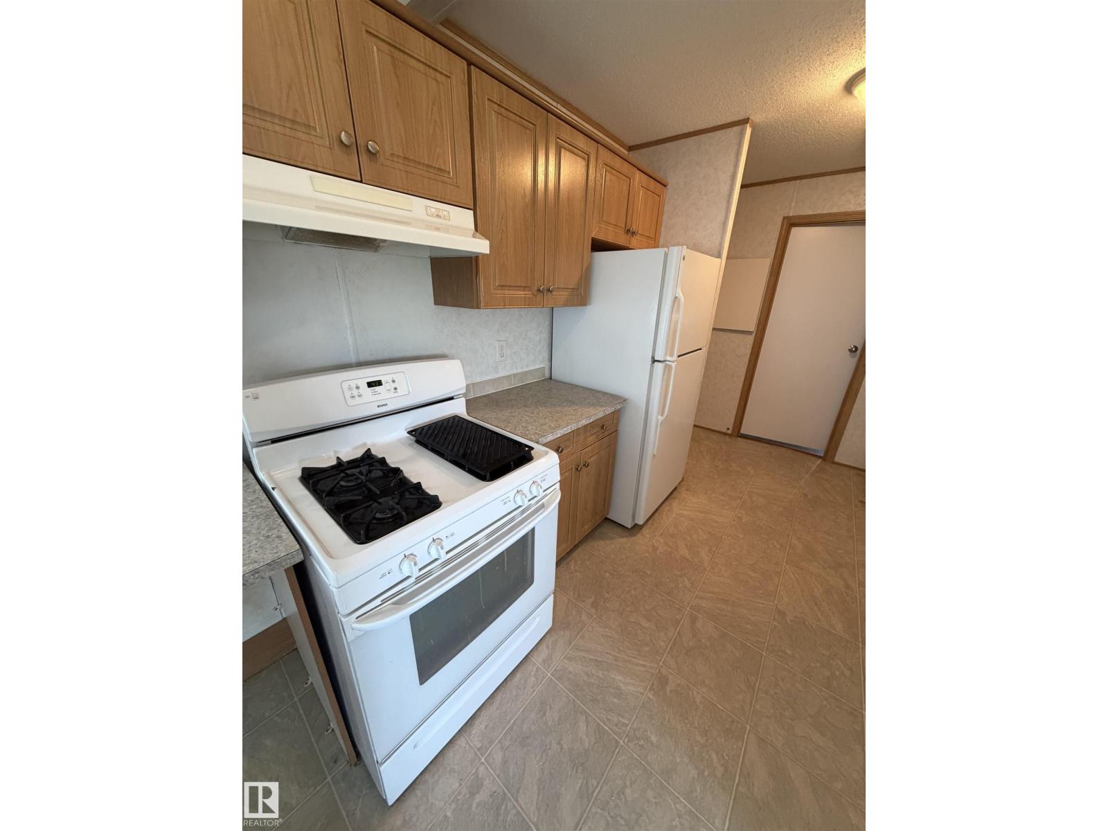 5031 52 ST — photo 12