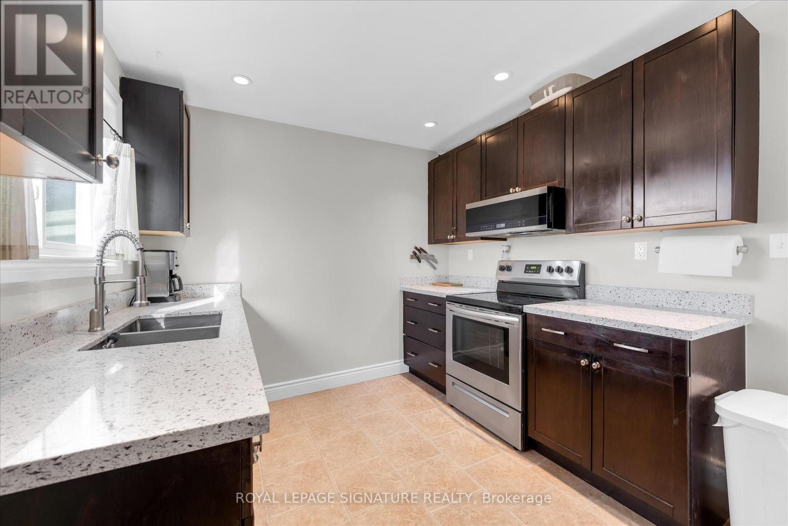 41 ELGIN STREET - 14