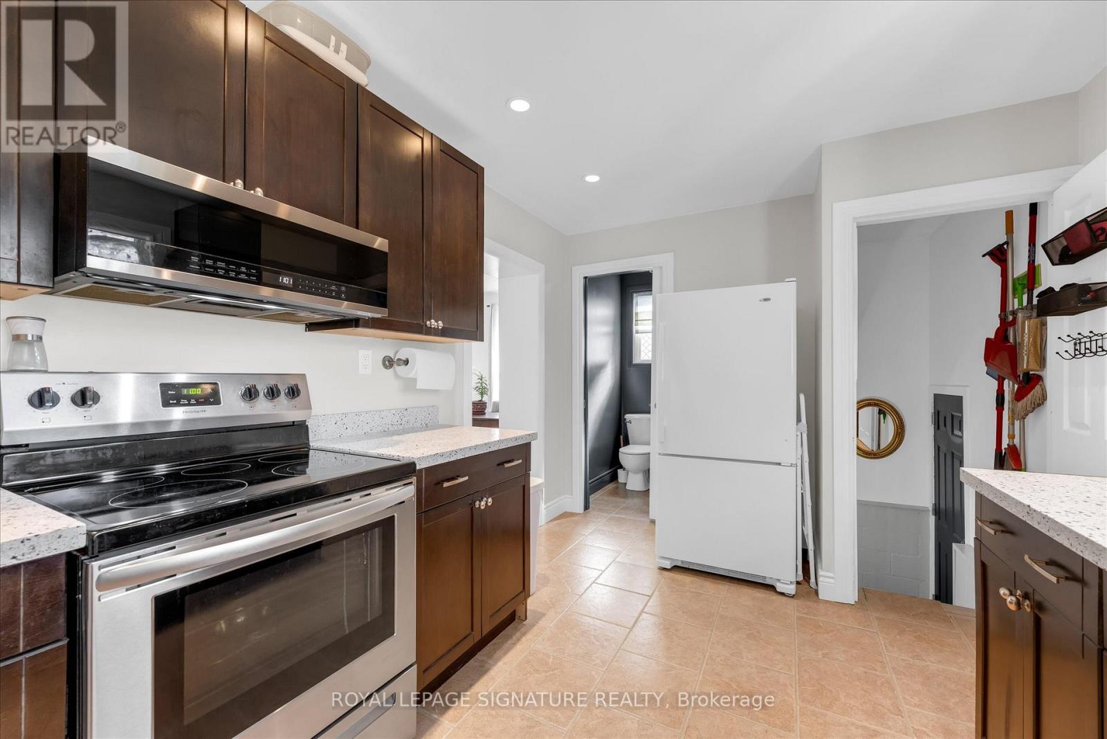 41 ELGIN STREET - 15