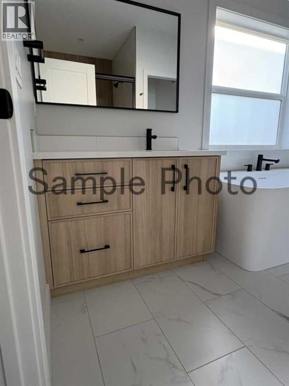 10726 145 Avenue - 14