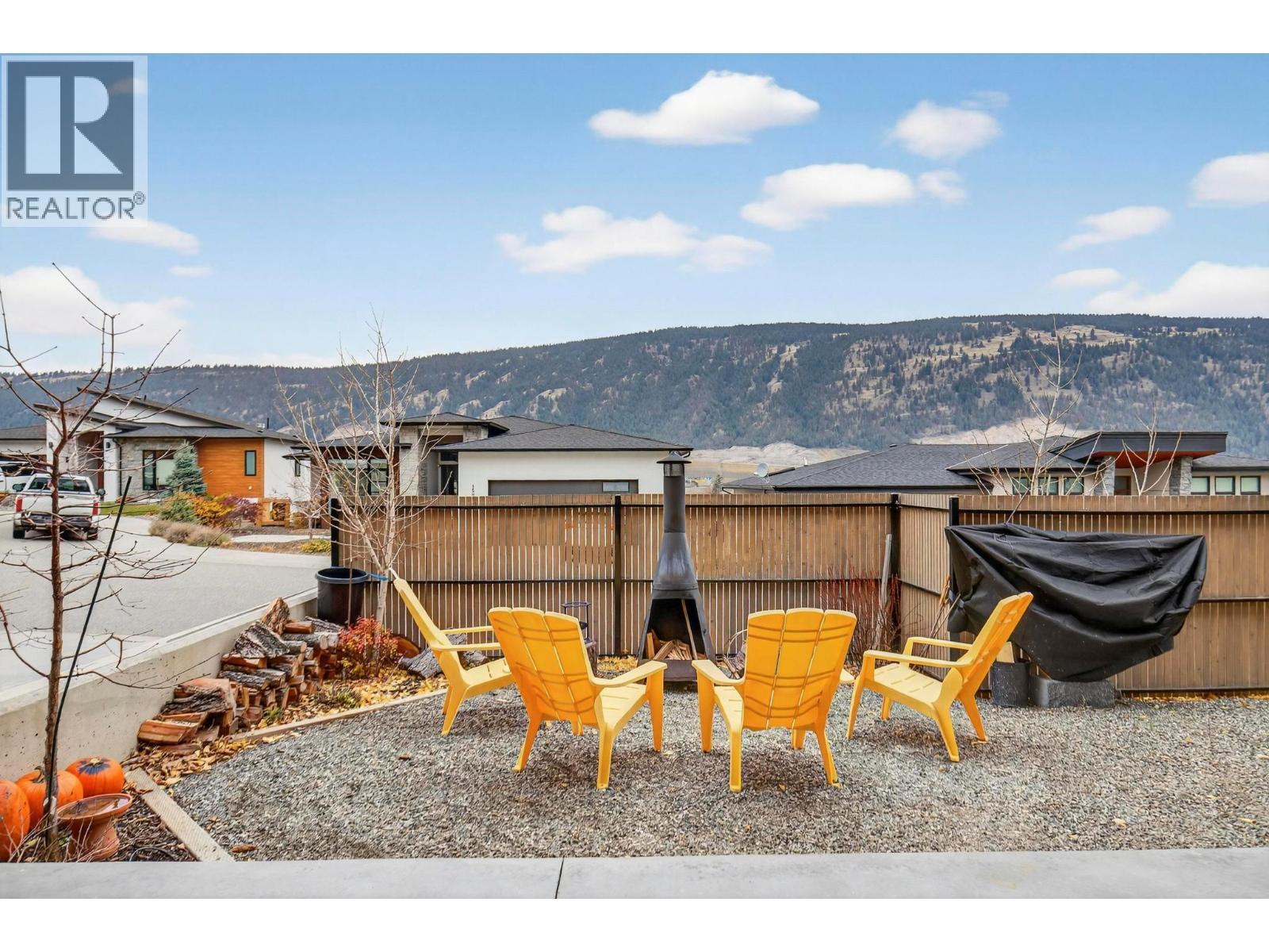 15873 Kobayashi Court, Lake Country