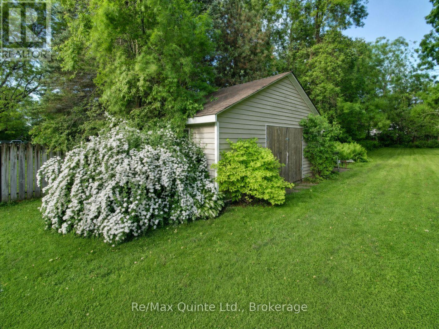 146 BLEECKER AVENUE - 15