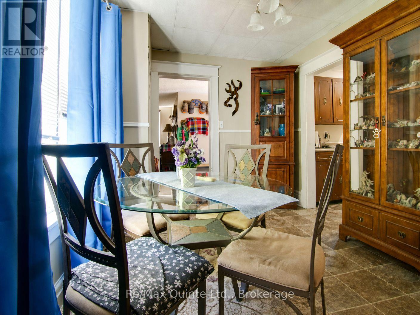 146 BLEECKER AVENUE - 23