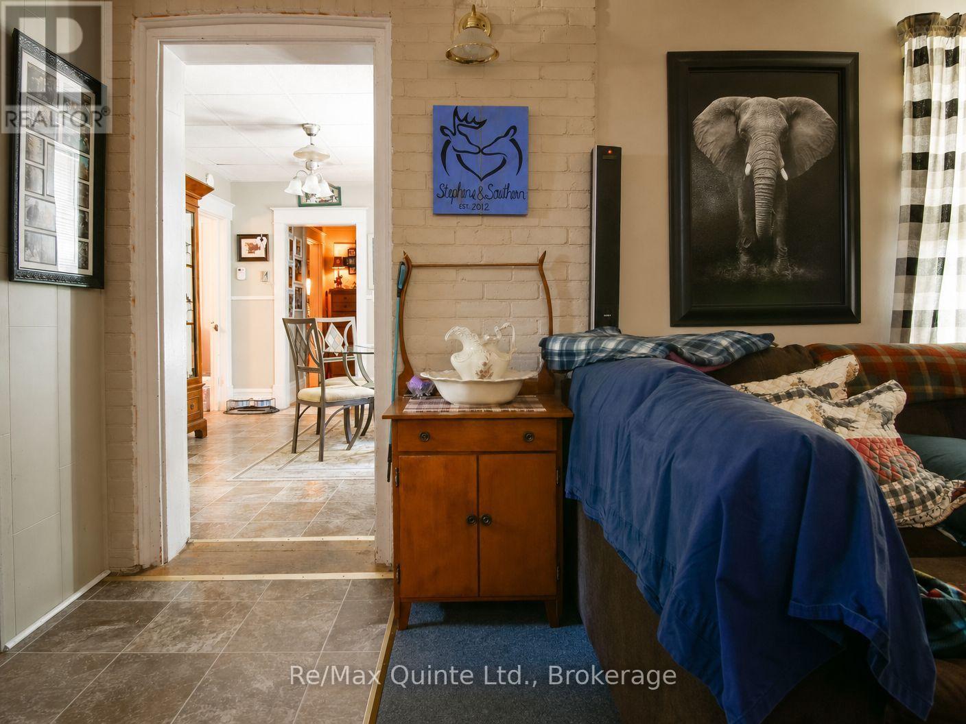 146 BLEECKER AVENUE - 24