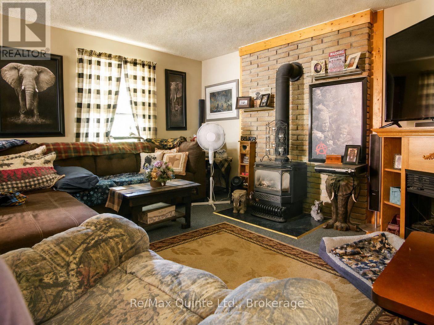 146 BLEECKER AVENUE - 26